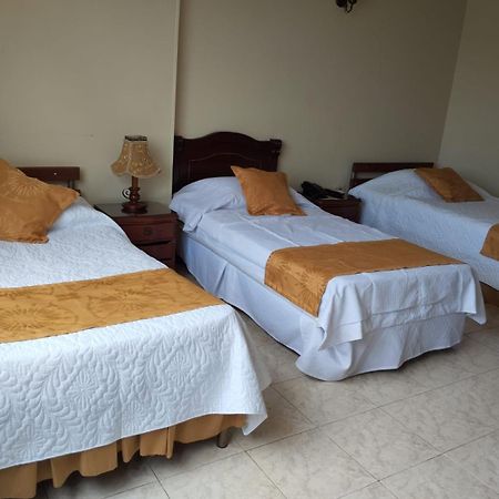 נייבה Hotel Khalifa מראה חיצוני תמונה