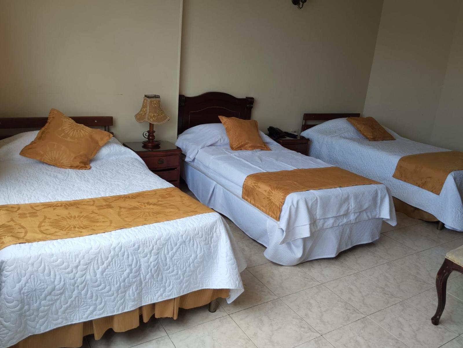נייבה Hotel Khalifa מראה חיצוני תמונה